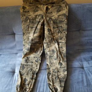 camo cargo pants